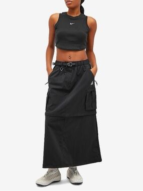 Nike WMNS ACG Smith Summit Zip-Off Skirt - BLACK - Women's size LARGE